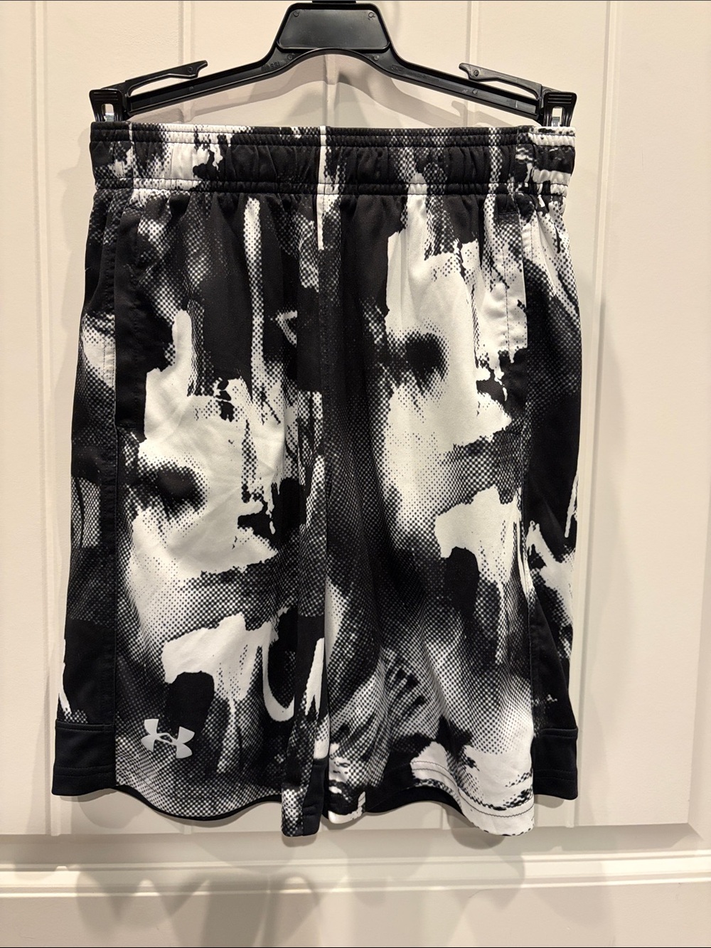 Boys under armour basketball shorts